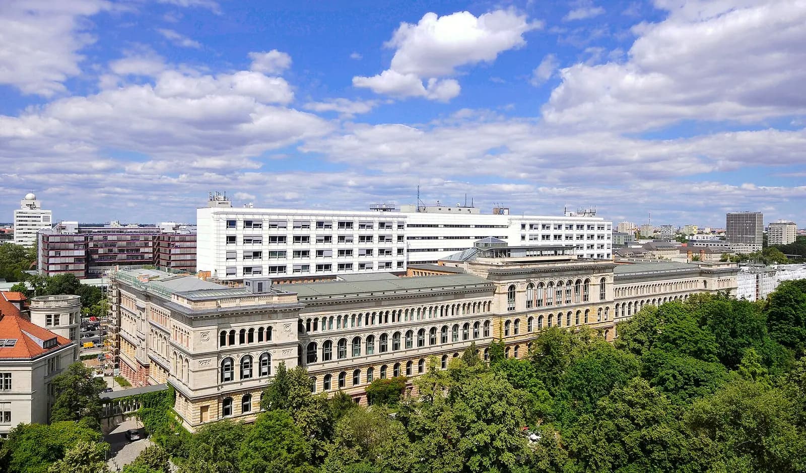 Technische Universität Berlin