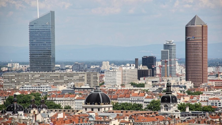 lyon-5251740_1280